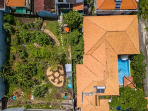 Eco-Lodge - Spacious, homey, pool view